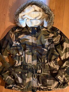 Ashley by 26 International Camo Faux Fur Lined Hooded Jacket Sz XL